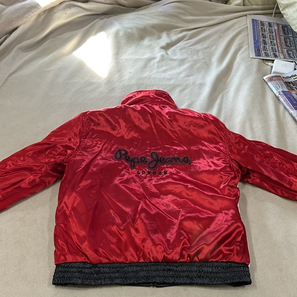 Vintage 1990s Reversible Pepe Jeans Jacket Size M. Red, White & Charcoal Gray. - Picture 15 of 16